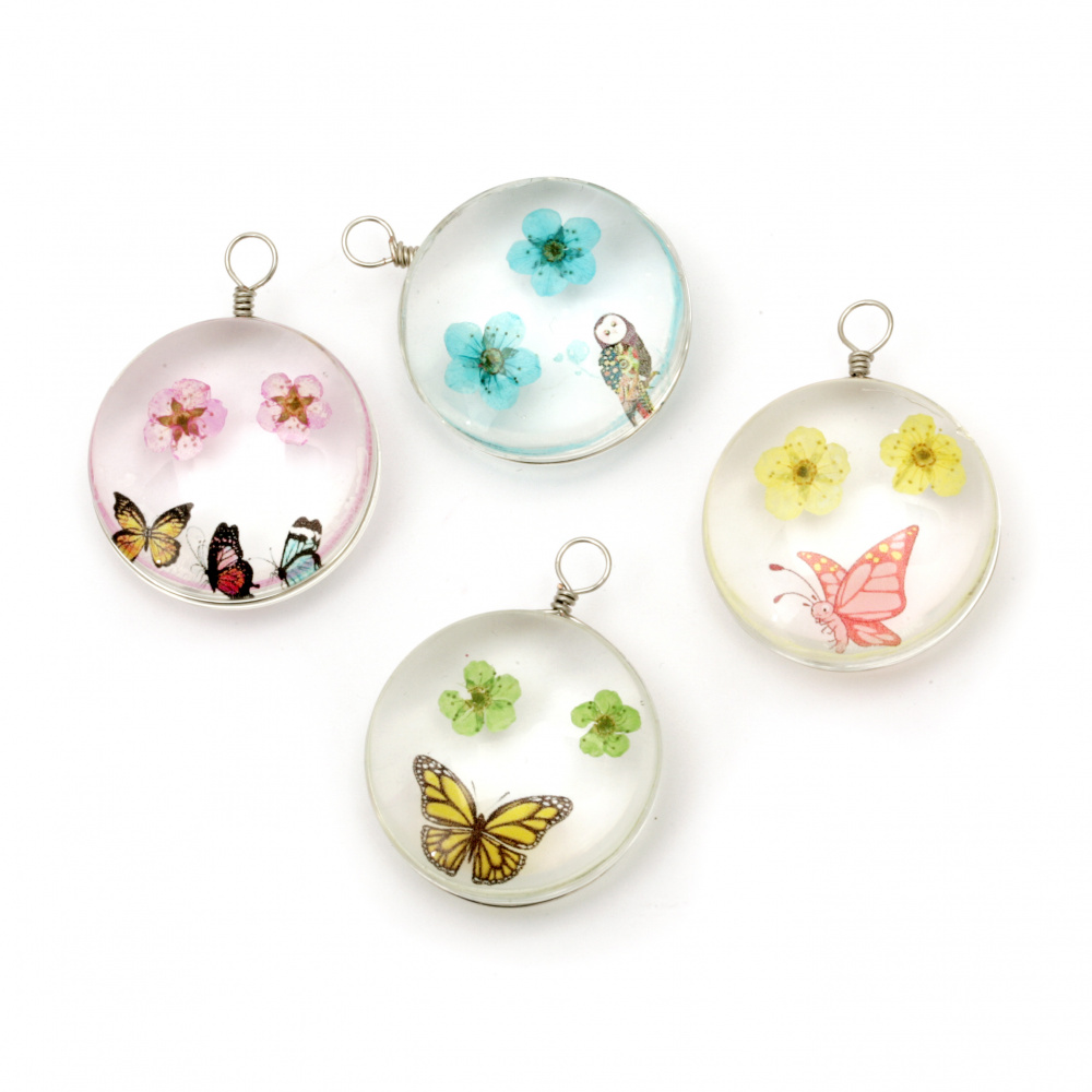 Glass pendant with built-in natural flowers 39x30x14 mm mix