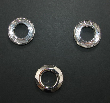 Crystal pendant washer shaped, faceted 30x7 mm hole 16 mm