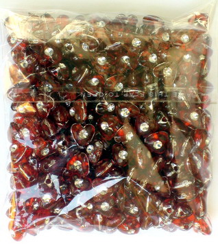 Transparent plastic  heart bead with imitation of pebbles 8 mm, red - 50 grams ~ 340 pieces
