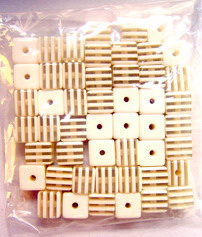 Κύβος ρητίνη 8x8x7 mm με λευκές ρίγες -50 τεμάχια