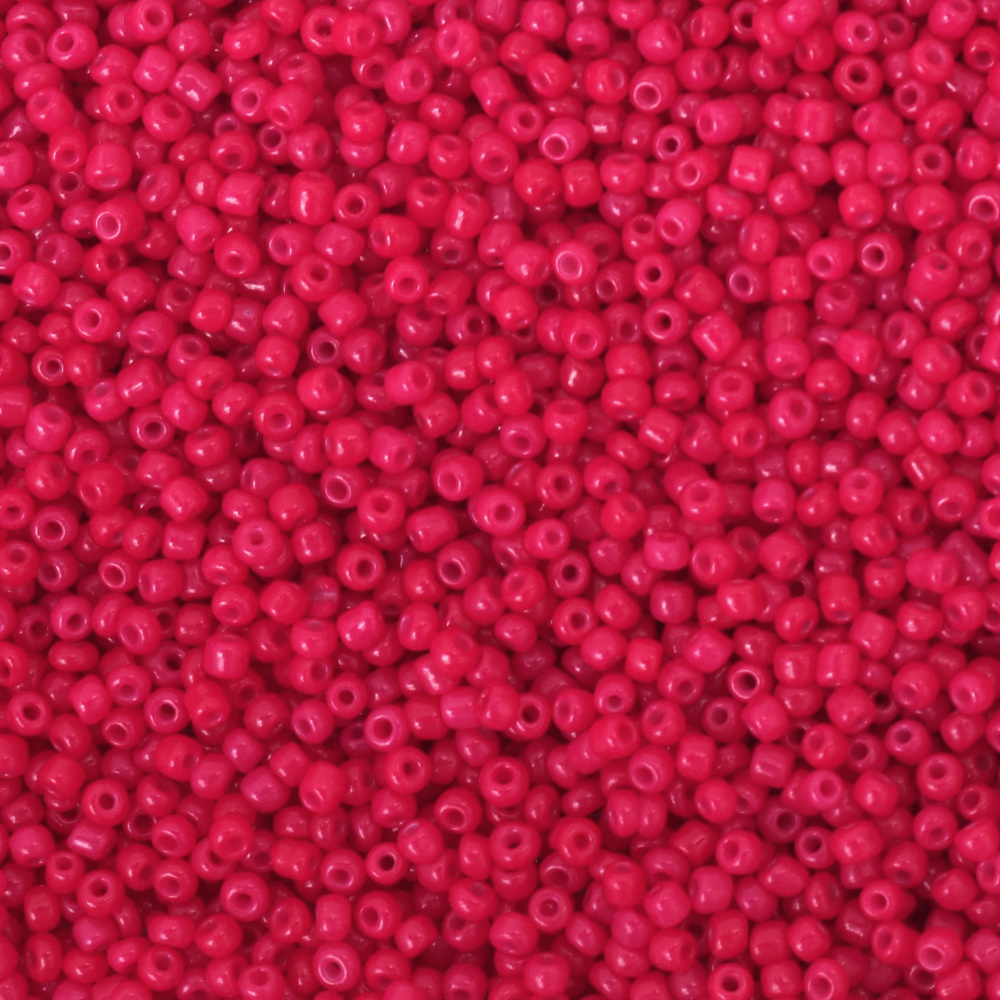 Мъниста стъклена 3 мм плътна розова -50 грама