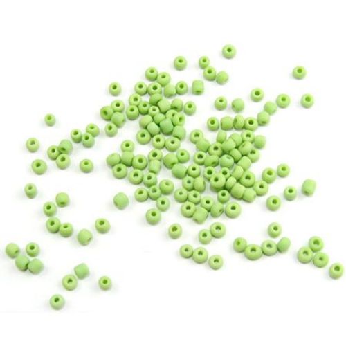 Mărgele de sticlă 3 mm mata verde solida -50 grame