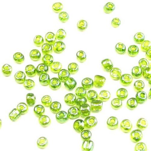 Glass beads 4 mm transparent pearl green 1 -50 grams