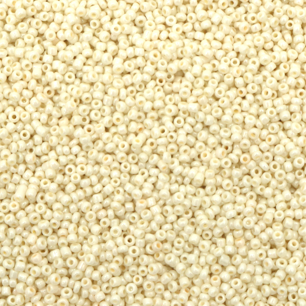 Glass Seed Beads with a Shiny Pearl Finish CEYLON, White, 2 mm, 50 grams