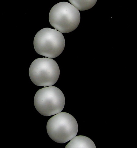 Nazis mărgele sticlă perla  8 mm gaură 1 mm alb mat ± 80 cm ± 115 bucăți