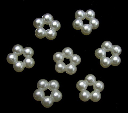 Perlă de flori 9x9x3 mm gaură 3 mm alb -50 bucăți