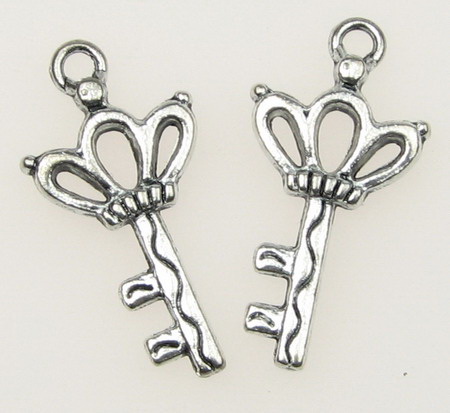 Metal Pendant for Bracelet and Necklace / Key, 25x13x3 mm, Hole: 2 mm, Antique Silver, 10 pieces