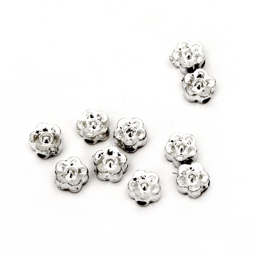 Beaded metallic flower 6x3 mm hole 1 mm 5 leaves white -25 grams ± 340 pieces