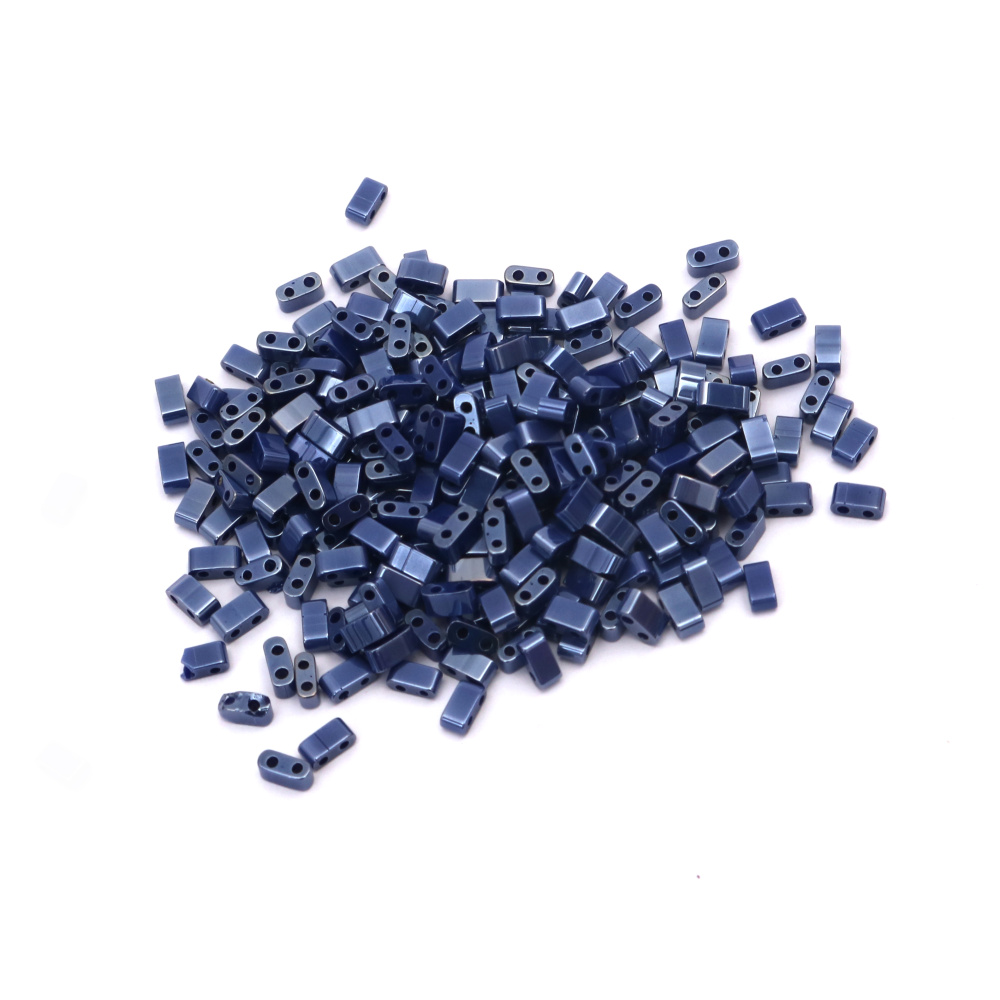 Mărgele de sticlă tip MIYUKI Jumătate TILA 5x2,3x1,9 mm gaură 0,75~0,85 mm albastru perlat Ceylon -4 grame ~85 buc.