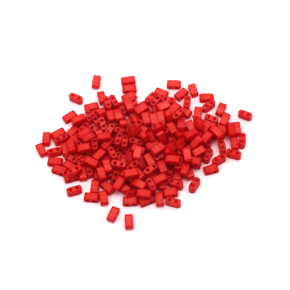Mărgele de sticlă tip MIYUKI Jumătate TILA 5x2.3x1.9mm gaură 0.75~0.85mm roșu satinat perlat solid -4 grame ~85 buc.