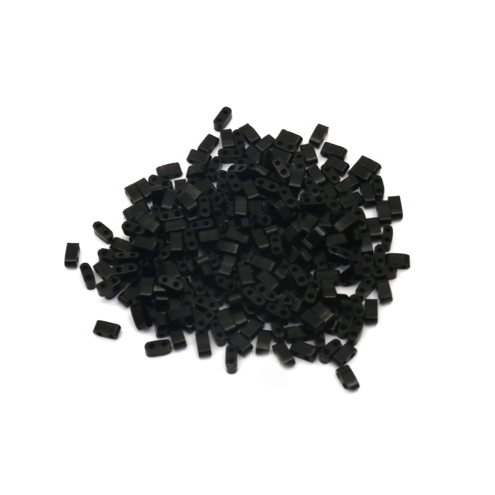 Mărgele de sticlă tip MIYUKI Jumătate TILA 5x2,3x1,9 mm gaură 0,75~0,85 mm grosime negru lucios -4 grame ~85 buc.