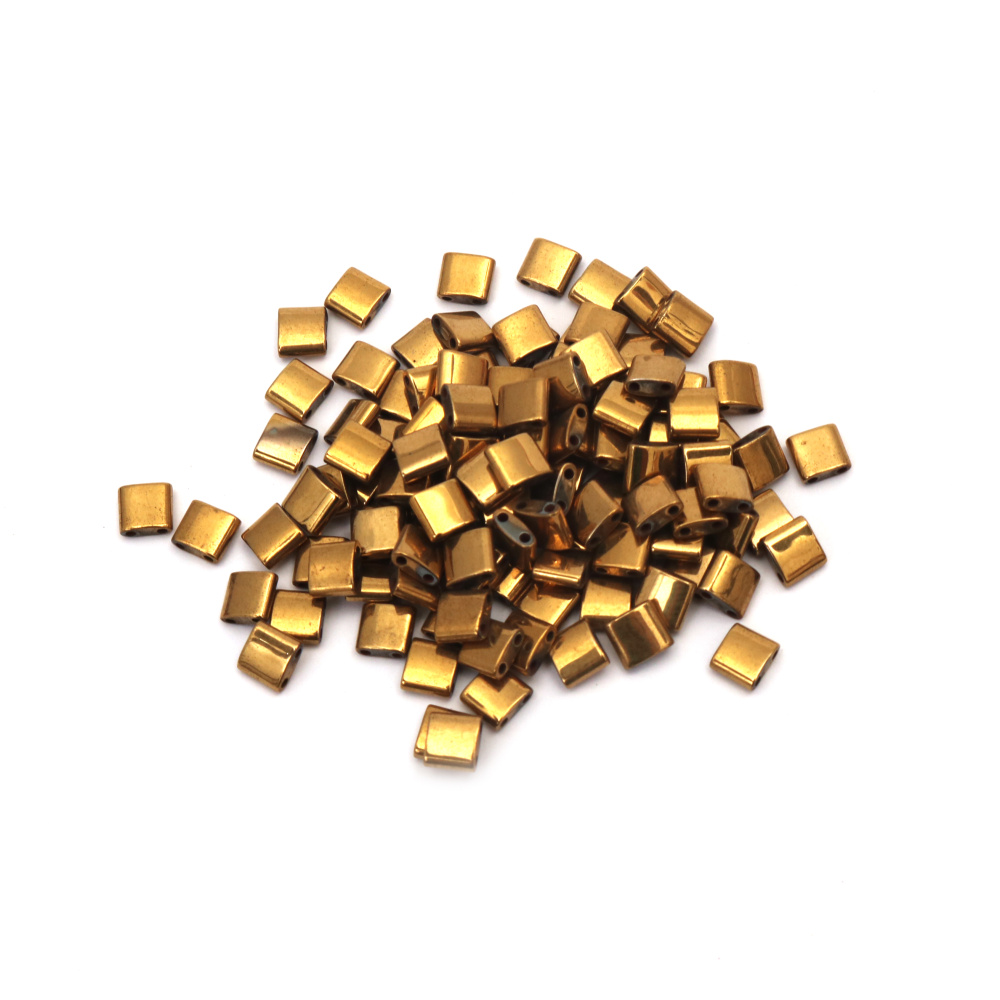 Mărgele de sticlă tip MIYUKI TILA 5x5x1,9 mm gaură 0,8 mm galvanizat culoare auriu antic -4 grame ~27 buc.