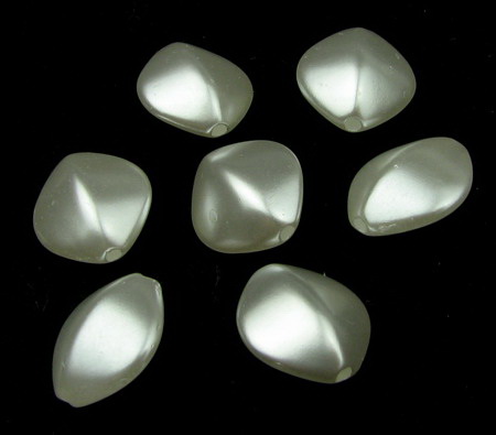 Cilindru oval aplatizat 13,5x12x7 mm gaură 1,5 mm alb perlă -20 grame