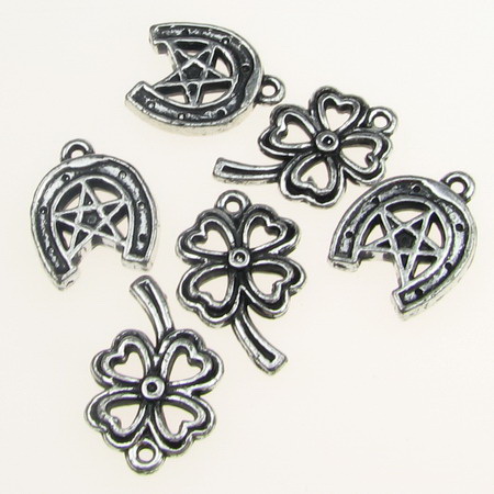 ASSORTED Metallized Plastic Pendants / Horseshoe and Clover, 20-25x16x3 mm, Hole: 2 mm, Silver -20 grams ~ 40 pieces