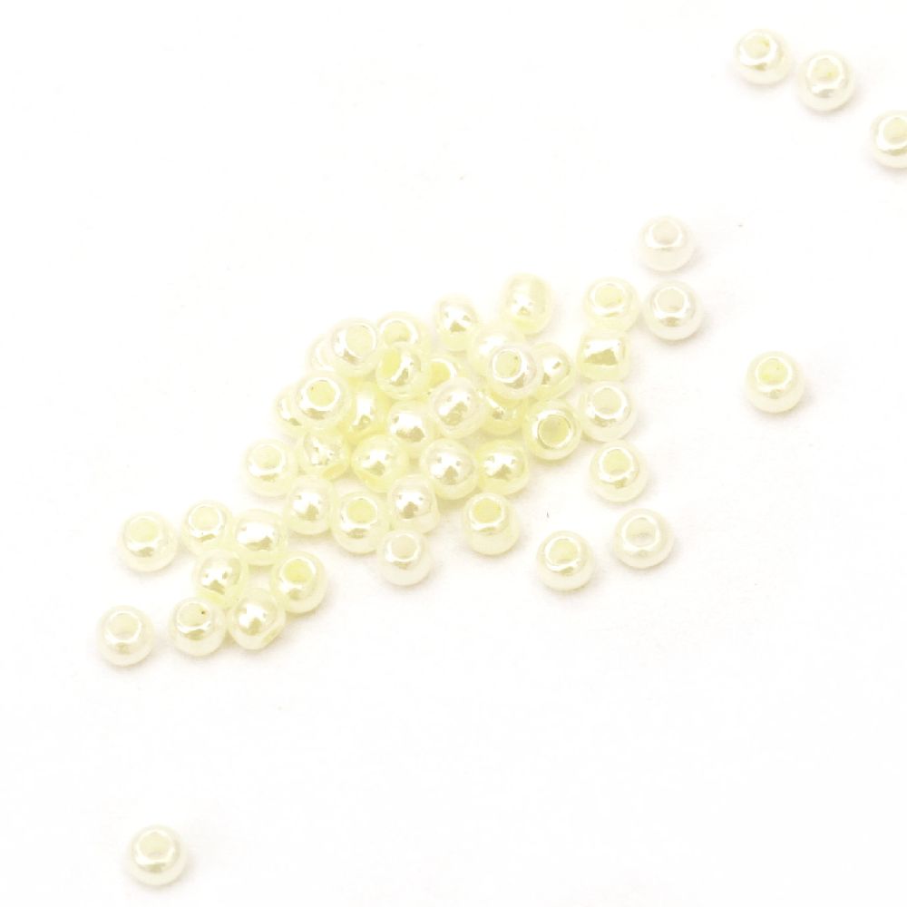 Margele de sticlă tip Cehă 2 mm grosime perlă galben pal -15 grame ~ 2050 bucăți
