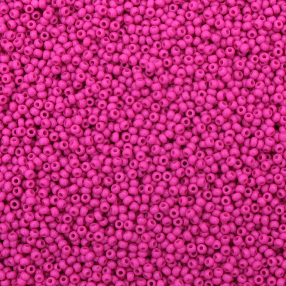 Мъниста стъклена тип чешка 2 мм плътна розова неон -15 грама ~2050 броя