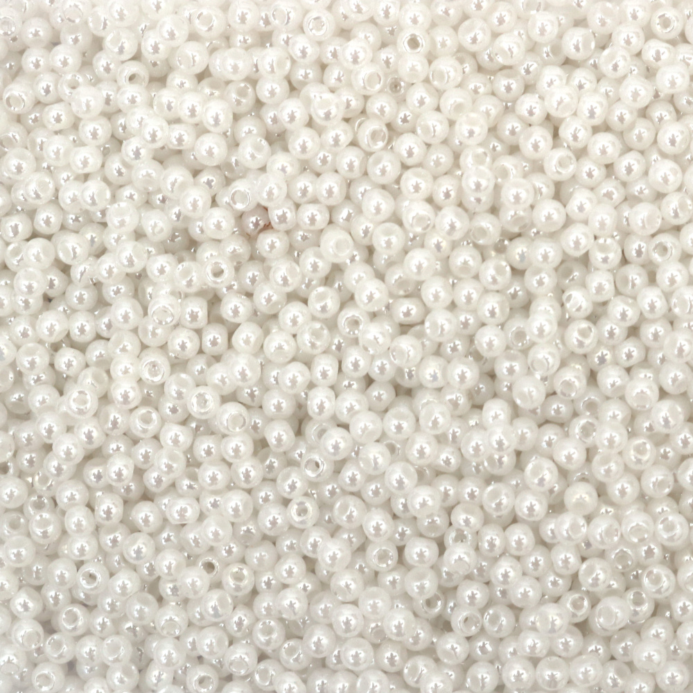 Margele tip ceh PRECIOSA Rocailles gaura 4x3 mm 1 mm alb perlat solid -20 grame ~320 bucati