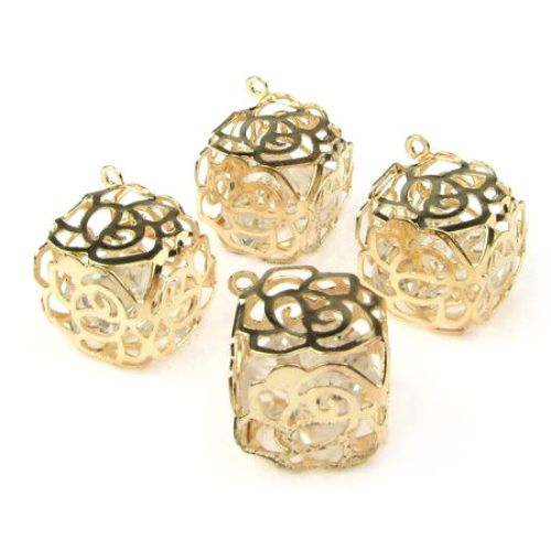 Metal pendant with Czech crystals in the shape of a cube with walls of roses, color gold 13x13 mm