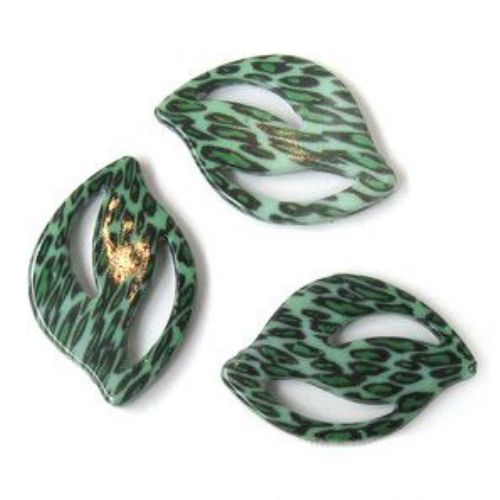 Margele pictate  frunze st verde 48 mm 3 bucăți -12 grame