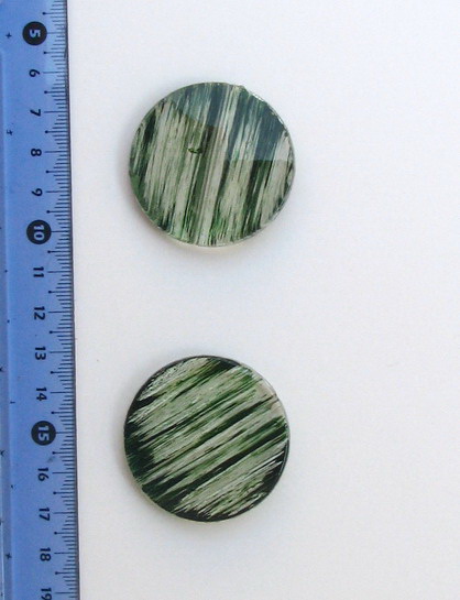 Мъниста рисувани цвят зелен 41 мм -2 броя -15 грама