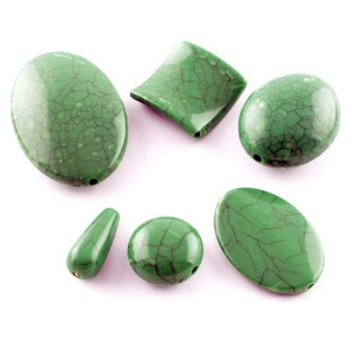 Мънисто имитация камък АСОРТЕ форми 17-42x17-28x5-16 мм дупка 1-2 мм зелено -50 грама ~28 броя