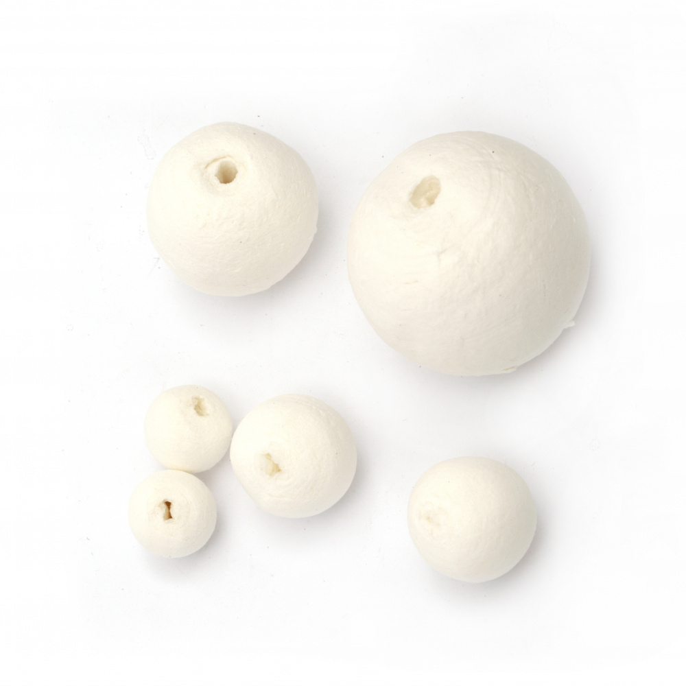 Cotton balls 11, 15, 20, 25, 30 and 40 mm with one hole 4 mm white - 12 pieces