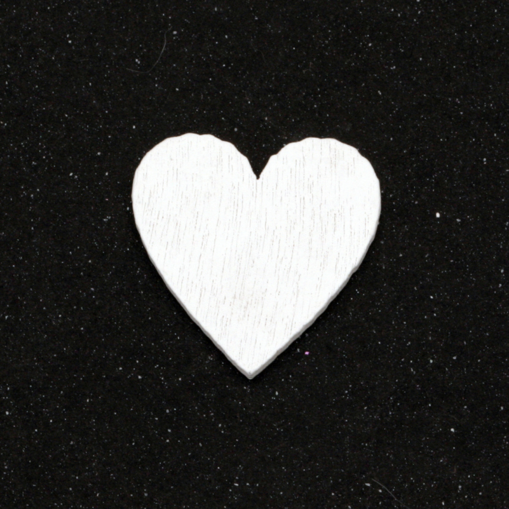 Inimă  din lemn fără gaură 19,5 ~ 20x19,5 ~ 20x1,5 mm tip cabochon culoare alb -10 bucăți