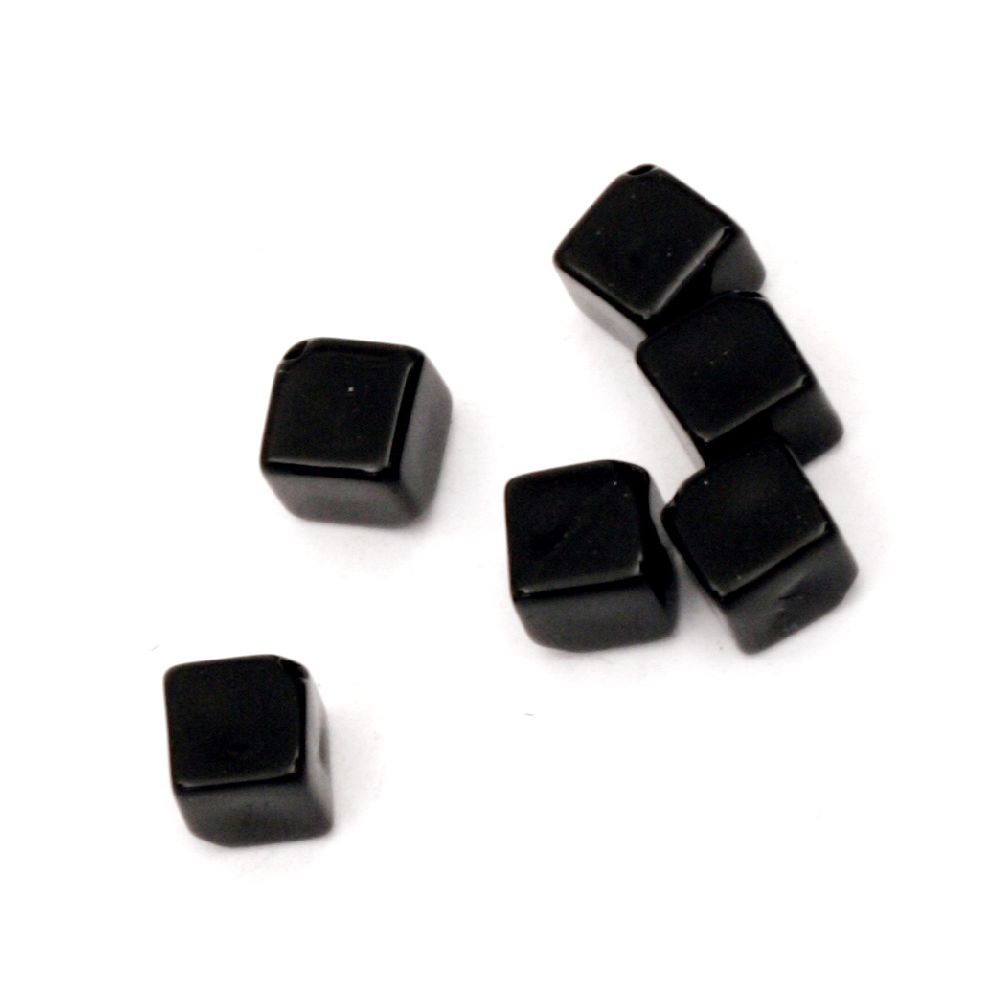 Margele solida cub 7x7 mm gaură 1 mm negru -50 grame ~ 140 bucăți