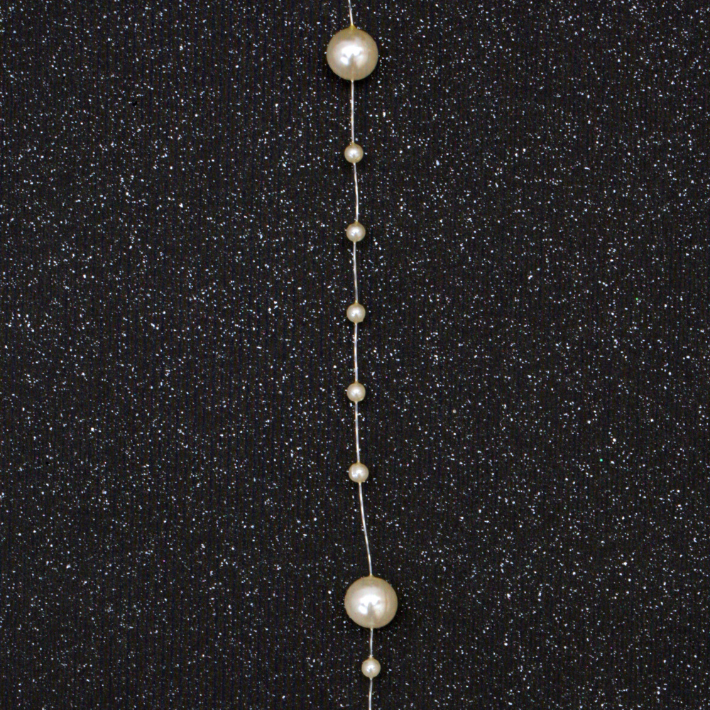 Гирлянд с пластмасова перла цвят крем  4~8 мм -1 метър