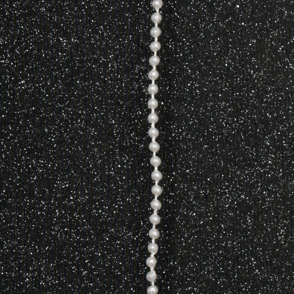 Γιρλάντα με  πλαστικές  πέρλες λευκό 3 mm - 1 μέτρο