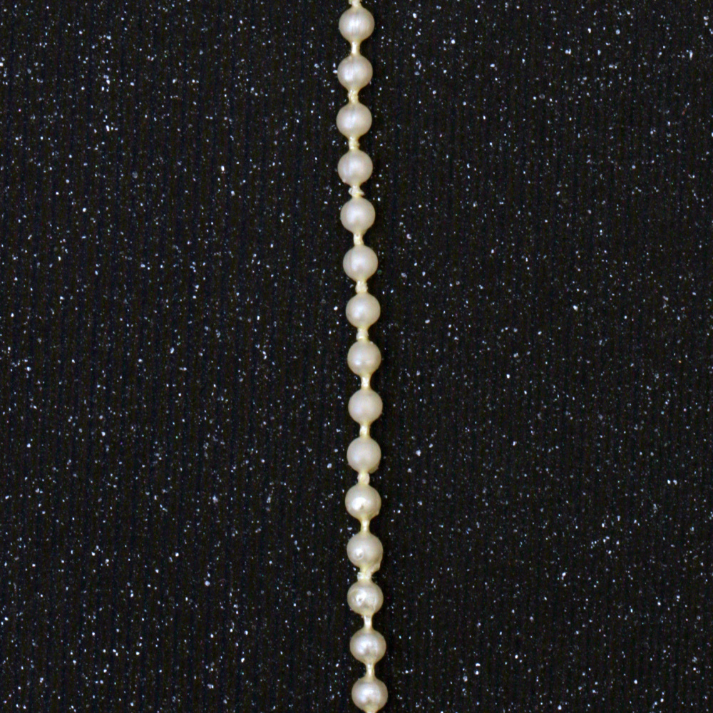 Гирлянд с пластмасова перла цвят крем 3 мм - 1 метър