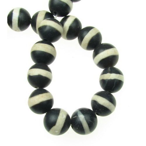 String of Colored Semi-precious Stone Beads / AGATE, Black and White, Ball: 10 mm ± 39 pieces