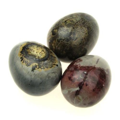 Διακοσμητική  πέτρα σε σχήμα  αυγού 36 ~ 42x47 ~ 52 mm χωρίς τρύπα