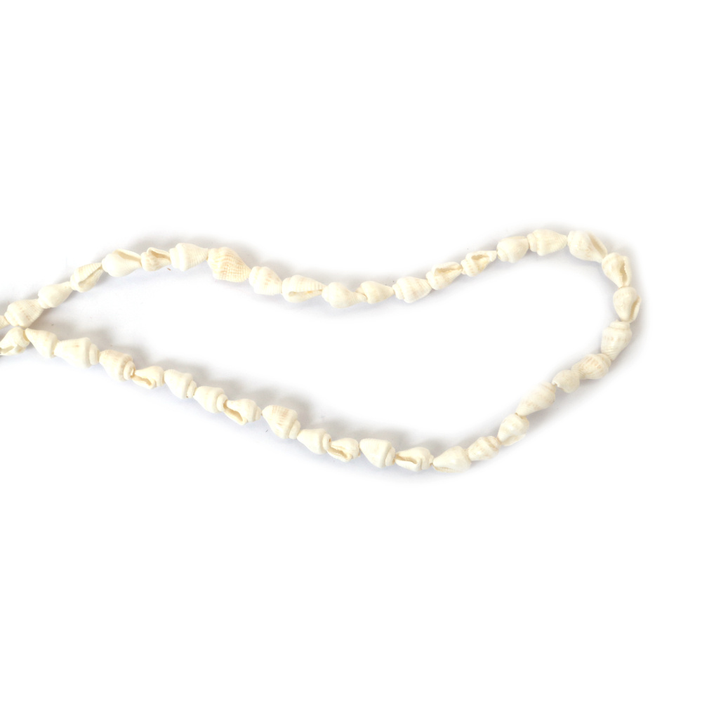 Наниз раковини 5~8x9~12x5~7 мм дупка1~2 мм цвят бял  ~185 броя