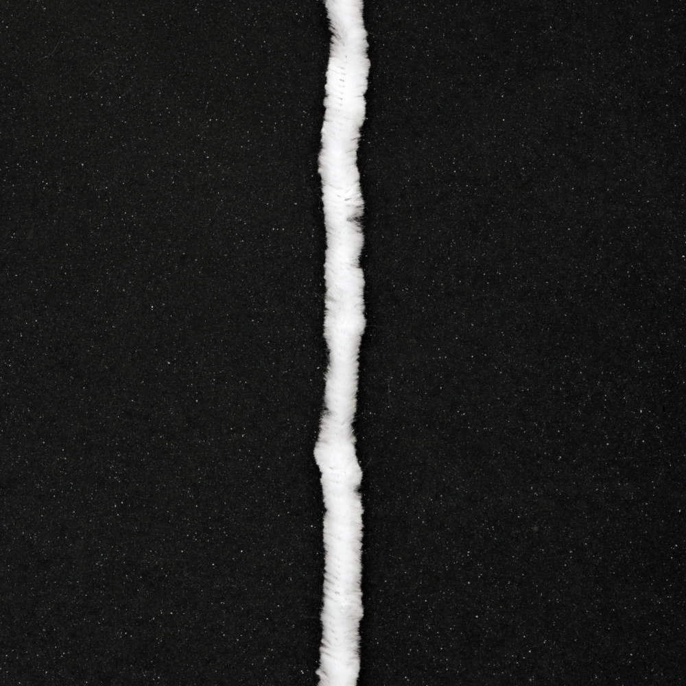 Полиестерен шнур плюш 10 мм бял -50 метра