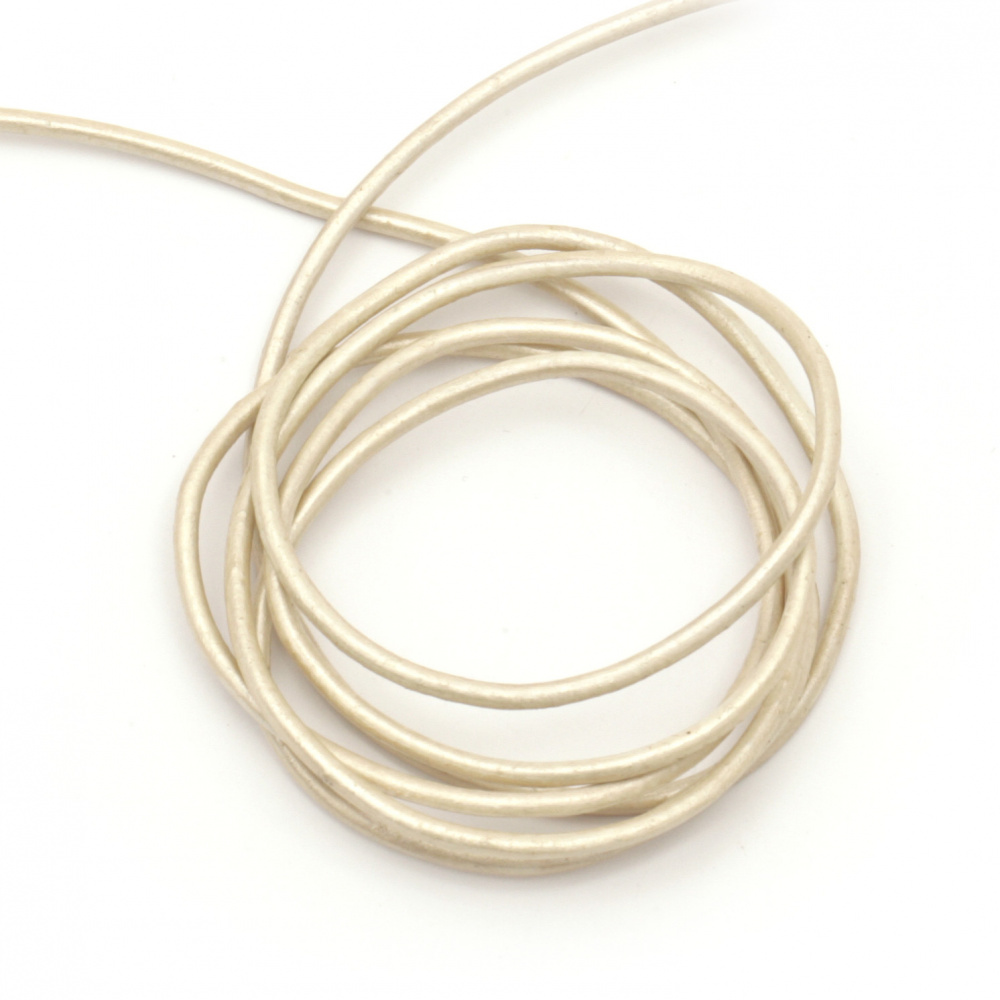 Natural leather cord 2 mm pearl color ecru - 1 meter