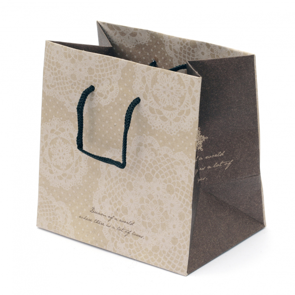 Торбичка подаръчна от картон 14.2x14.2x9.8 см