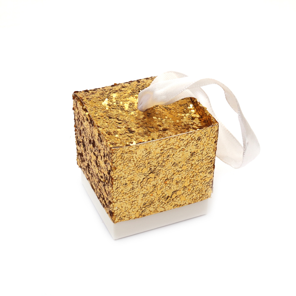 Folding cardboard box 5x5x5cm gold brocade with ribbon