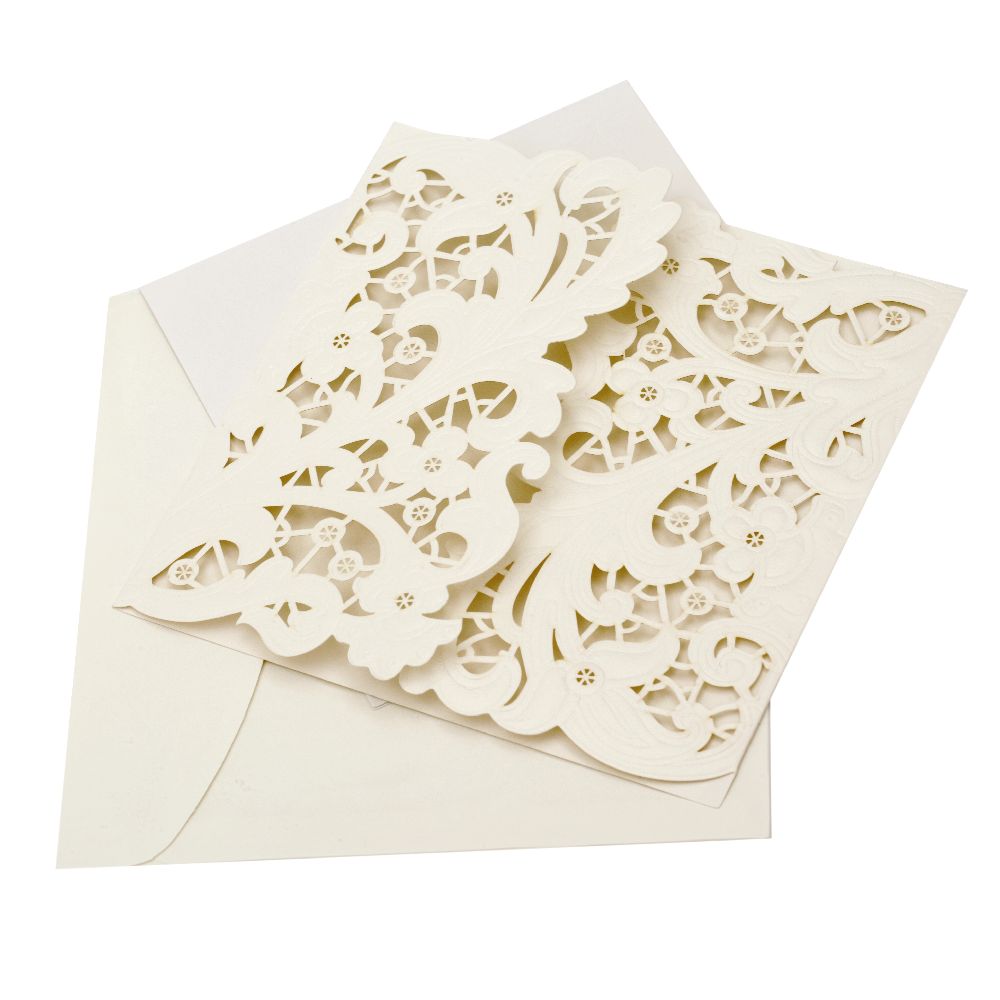 Folding card with lace 165x165 mm ecru color with envelope