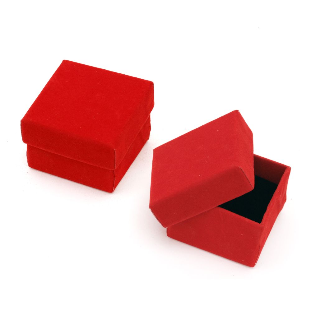 Cutie de bijuterii 50x50 mm catifea roșie