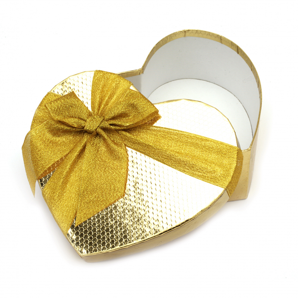 Elegant Heart-shaped Gift Box, 160x190x70 mm, Gold