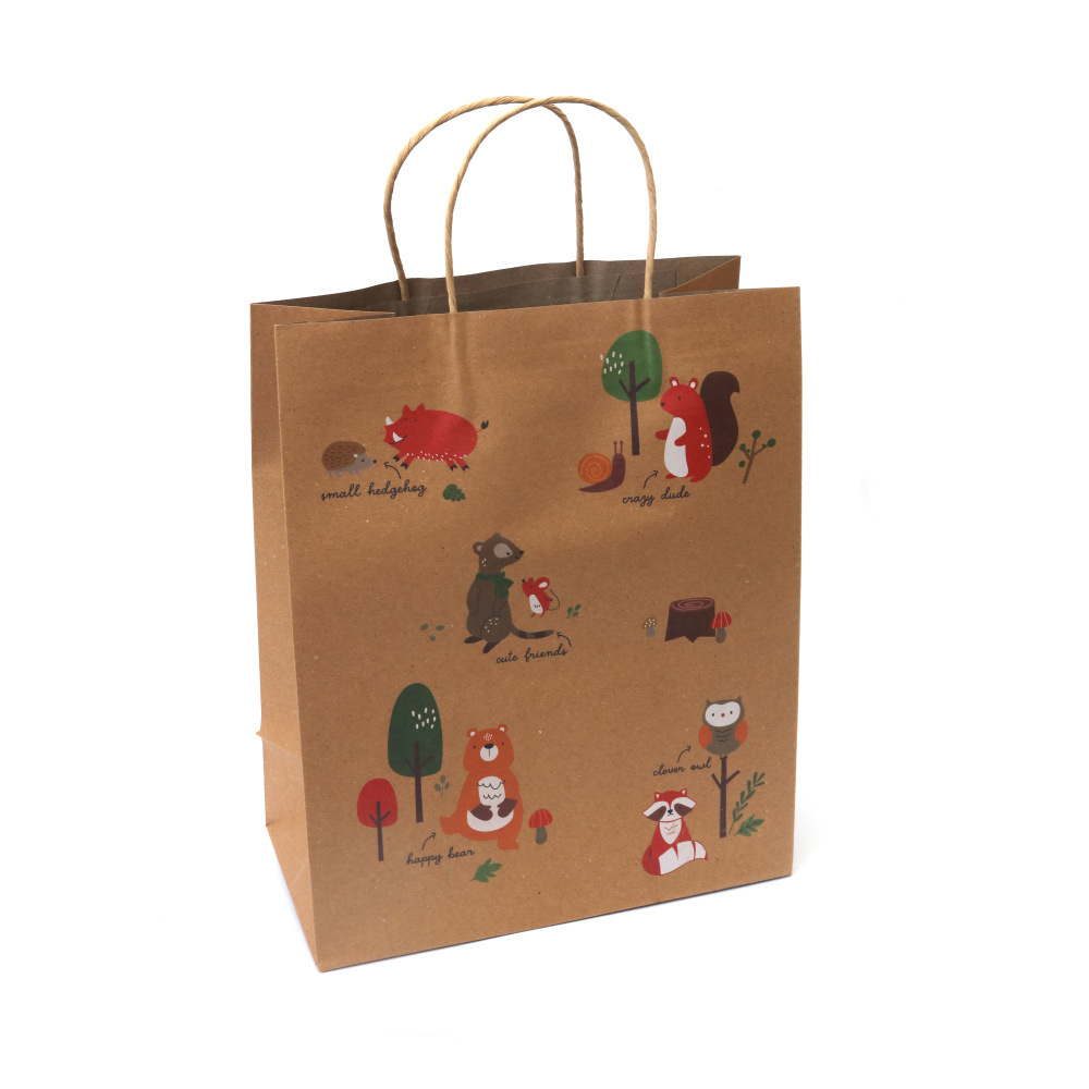 Подаръчна торбичка от крафт картон 26x32x13.5 см с цветен принт Горски приятели
