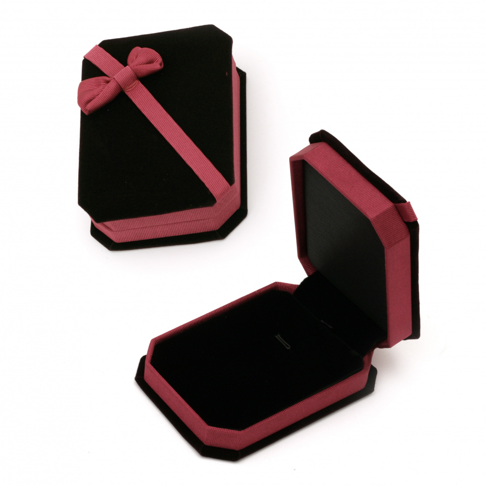 Elegant Velvet Jewelry Gift Box /  100x73x33 mm / Black with Cherry