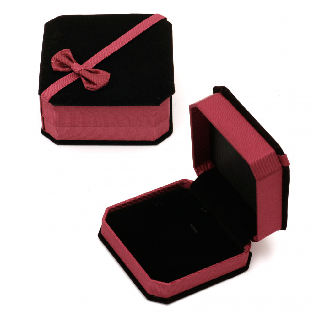 Elegant Velvet Jewelry Gift Box /  95x45 mm / Black with Cherry