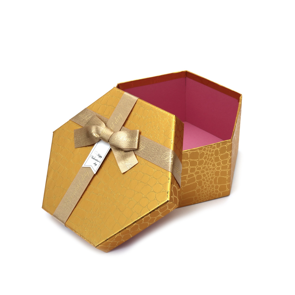 Cutie cadou 22x19x10 cm formă de fagure (hexagonală) culoare aurie