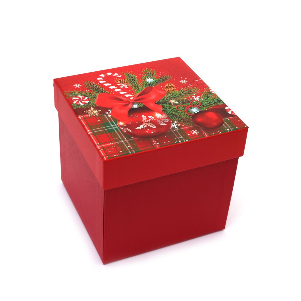 Cutie cadou de Crăciun 13x13x12,8 cm culoare roșie cu decorațiuni de Crăciun