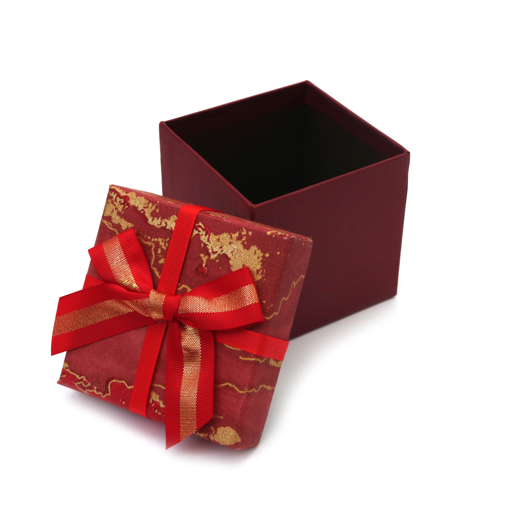 Cutie cadou 10x10x9,5 cm, culoare roșie, cu capac imitație de marmură