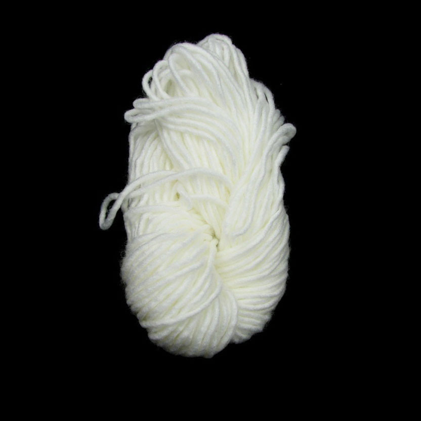 Twisted Bulana Yarn Maxima: 100% Acrylic / White - 100 grams