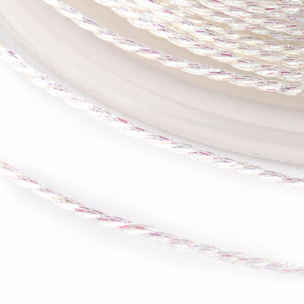 Шнур за нанизване ламе 0.4 мм 3 ката цвят бял ~150 метра