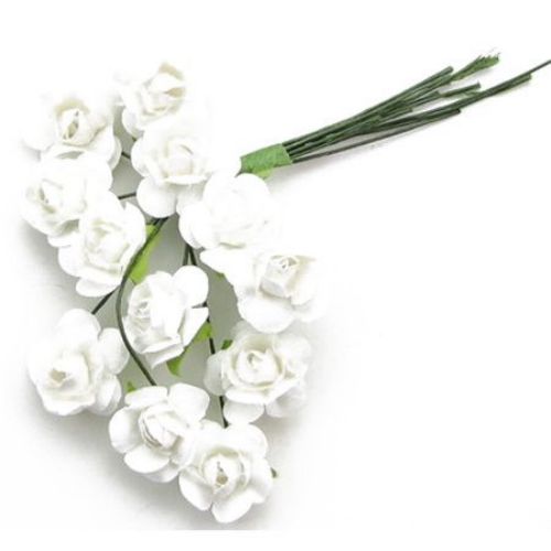 Buchet trandafir de hârtie și sârmă alb de 15 mm -12 bucăți